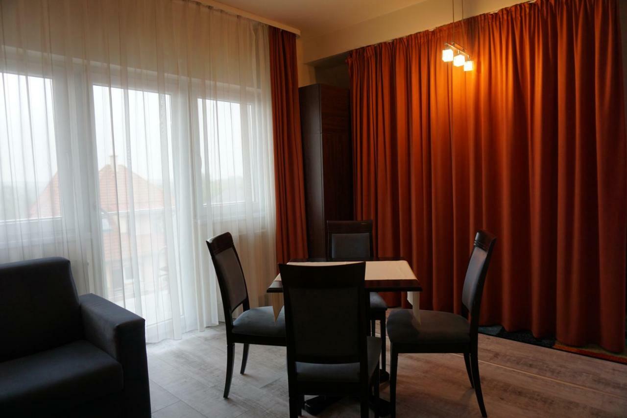 Villa Prestige Heviz Bagian luar foto