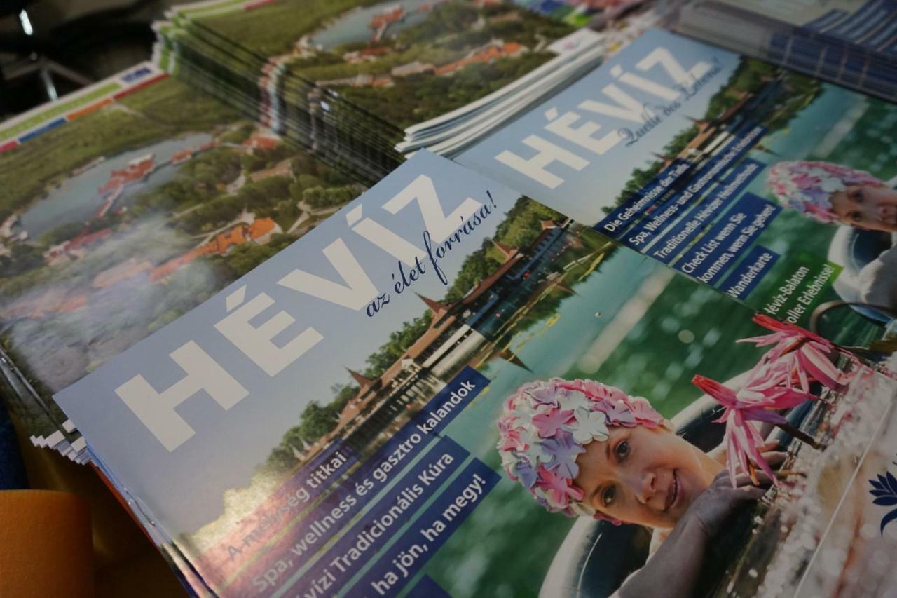 Villa Prestige Heviz Bagian luar foto